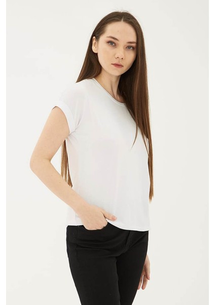 Bisiklet Yaka Dökümlü Viskon Ekru Kadın T-Shirt 25Y0194K1