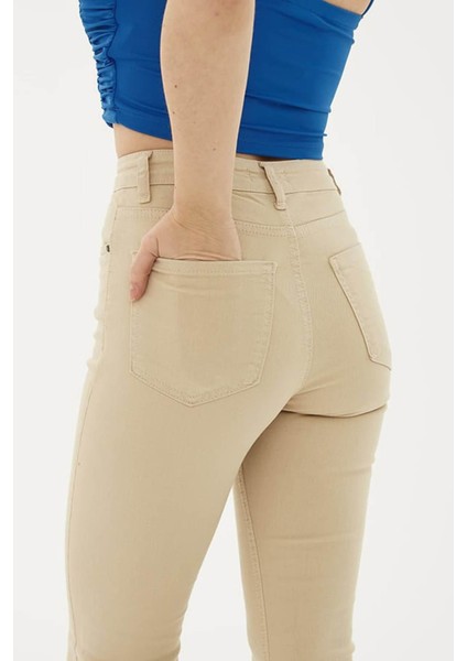 Yüksel Bel Ispanyol Paça Bej Kadın Jean Pantolon 25Y0294K1 modelleri