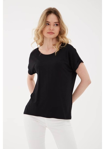 Bisiklet Yaka Dökümlü Viskon Siyah Kadın T-Shirt 25Y0194K1