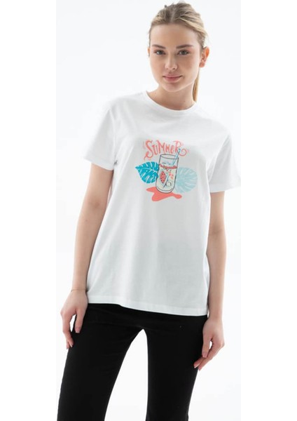Baskılı %100 Pamuklu Beyaz Kadın T-Shirt 25Y0400K1 modelleri