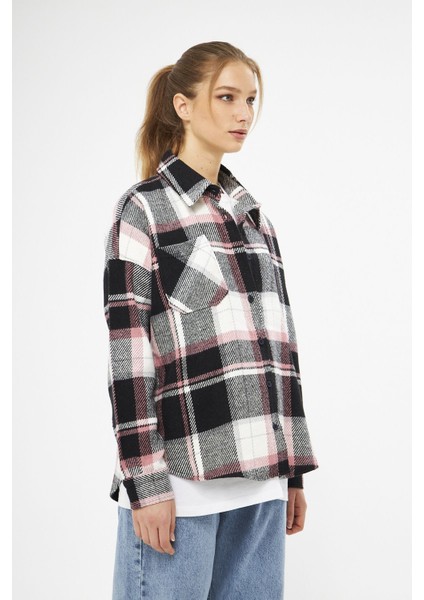 Kadın Oversize Ekoseli Desenli Oduncu Gömlek
