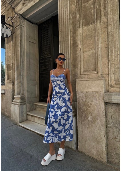 Mavi-Beyaz Askılı Uzunelbise modelleri