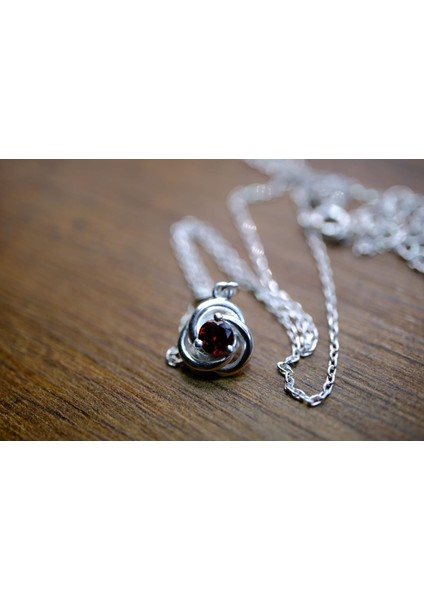 0.29 ct Natural Garnet Taşlı Gümüş Kolye modelleri
