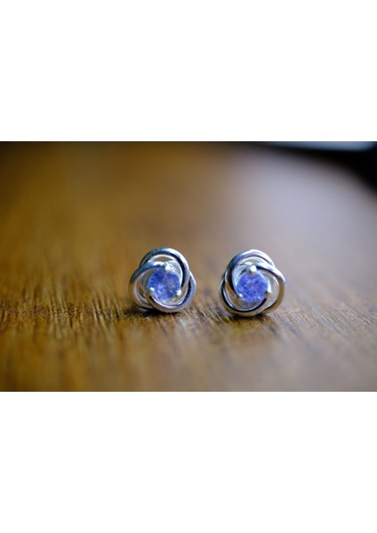 0.64 ct Natural Tanzanit Taşlı Gümüş Küpe