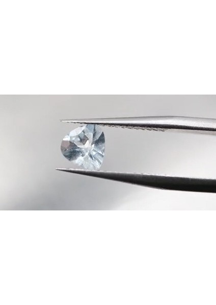 0.60 ct 6.1x5.9 mm Pear Natural Aquamarine