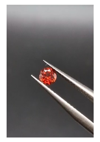 0.33 ct 4 mm Round Natural Garnet