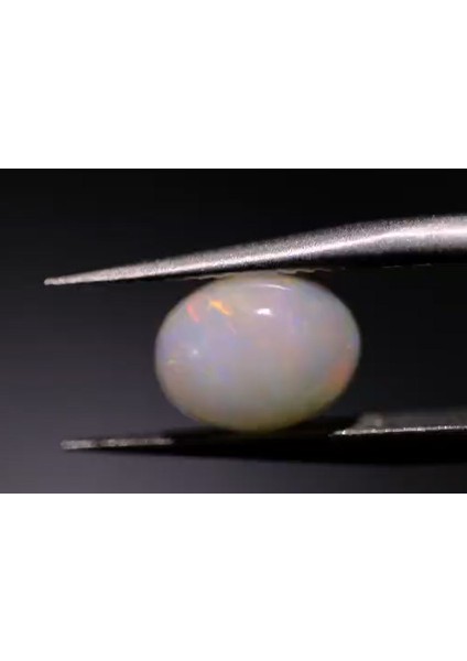 1.46 ct 9.1X7 mm Oval Natural Ethiopian Opal