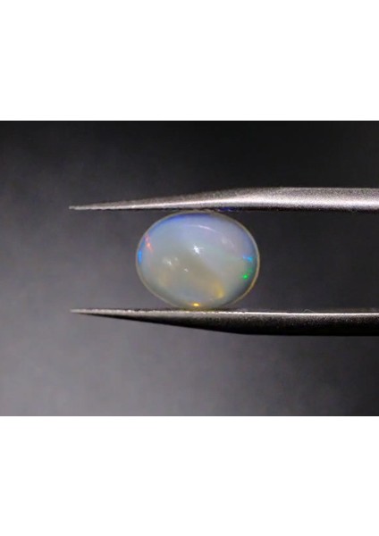 1.67 ct 9.9x8.2 mm Oval Natural Ethiopian Opal
