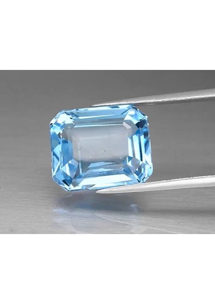 10.64 ct 13X11 mm Octagon Natural Sky Blue Topaz, Brazil