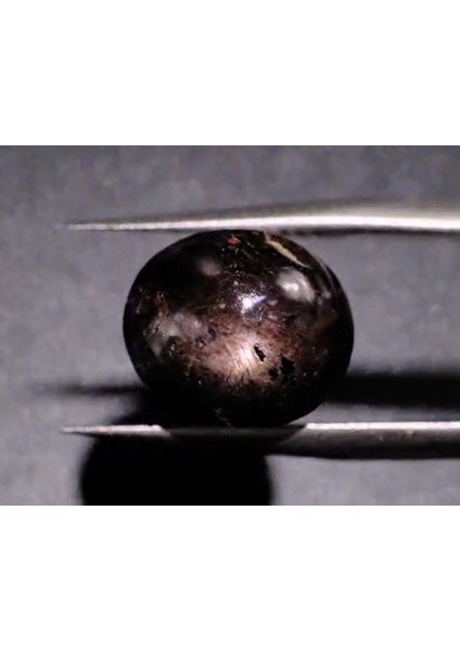 9.68 ct 11.2x9.7 mm Oval Natural Star Sapphire