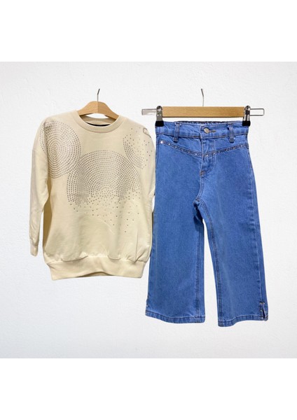 Taş Detaylı Sweatshirt ve Kot Pantolon Takımı – Ekru & Mavi fiyatları