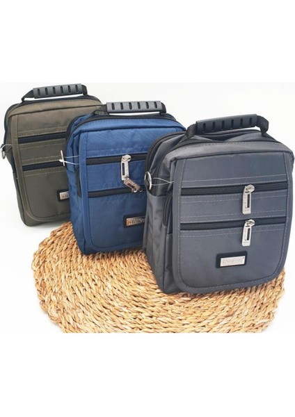 Haki renk orta boy yatay fermuarlı erkek el çantası, şık ve kullanışlı tasarım