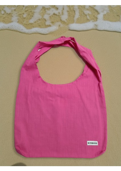 Renkli ve şık tekstil omuz çantası, günlük kullanım için ideal aksesuar