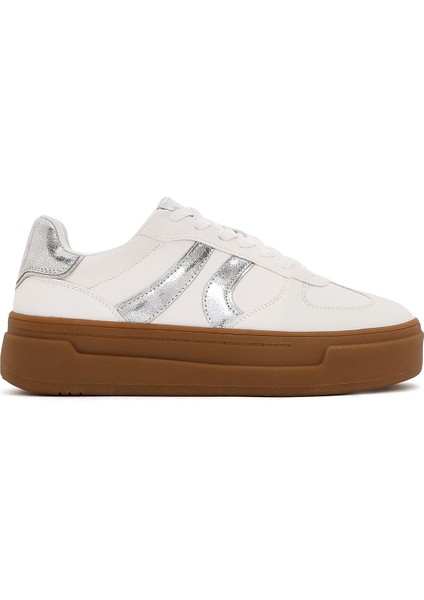 Kadın Beyaz Bağcıklı Kalın Tabanlı Sneaker 25SFD430714