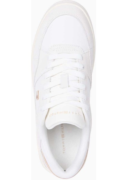 Essential Basket Sneaker