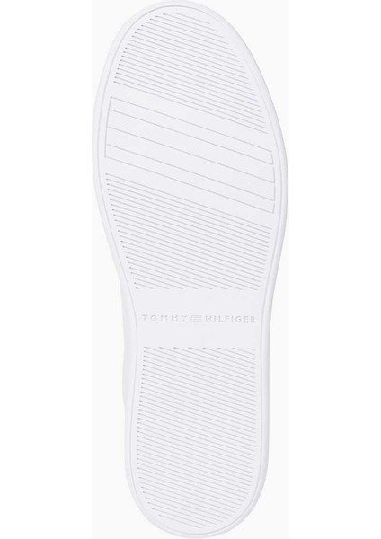 Essential Court Sneaker