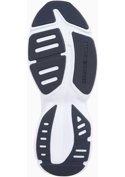 Dynafast Tech Low Top Sneaker