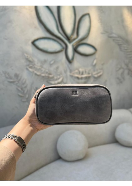 Şık Gri Hakiki Deri El Çantası Orta Boy, Zarif ve Dayanıklı Tasarım