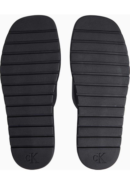 Molded Logolu Terlik fırsatları