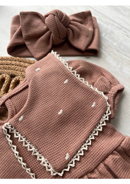 Fukukumbaby Kalp Nakışlı Kare Yaka Kız Bebek Romper fırsatları