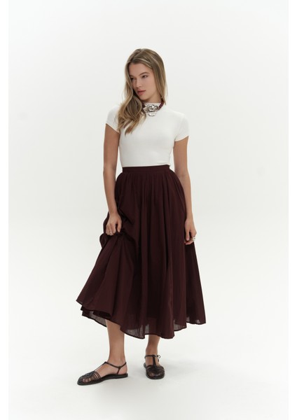 Amaya Bilek Hizasında Pileli Bordo Etek fırsatları
