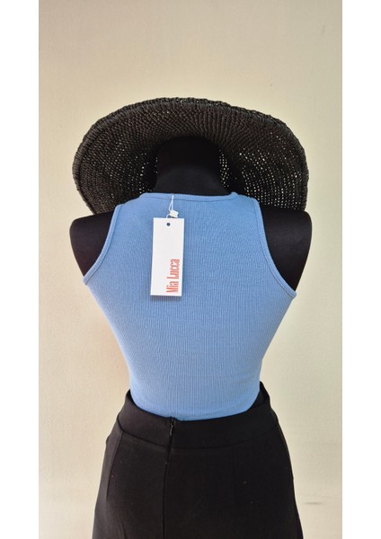 Basic Crop Atlet