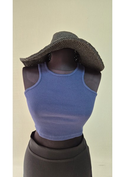 Basic Crop Atlet