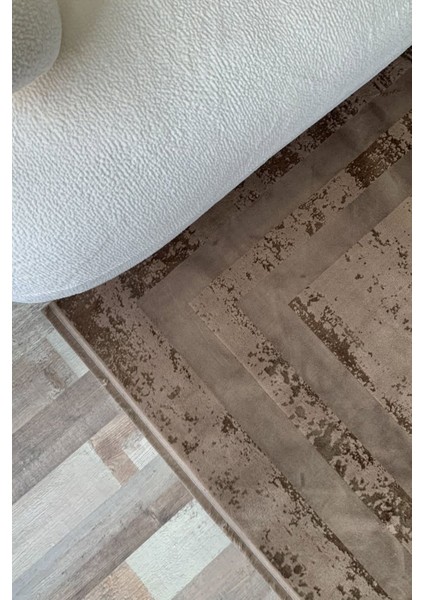 Parlak Yüzeyli Akrilik Şık Salon Halısı Yolluk Otantik Halı