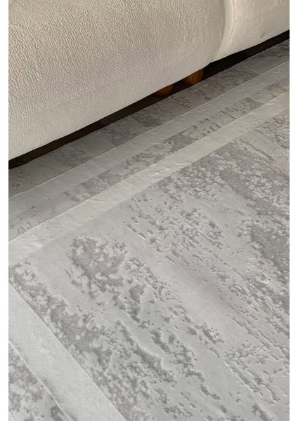 Parlak Yüzeyli Akrilik Şık Salon Halısı Yolluk Otantik Halı
