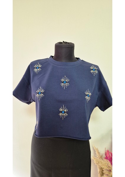 Nakışlı Crop T-Shirt