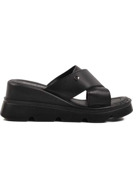 Siyah Yüksek Taban Kadın Terlik PC-7535 Z