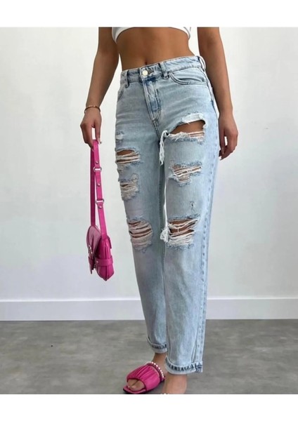 Açık Mavi Yırtık Paçası Kıvrık Jean Pantolon Yeni Sezon