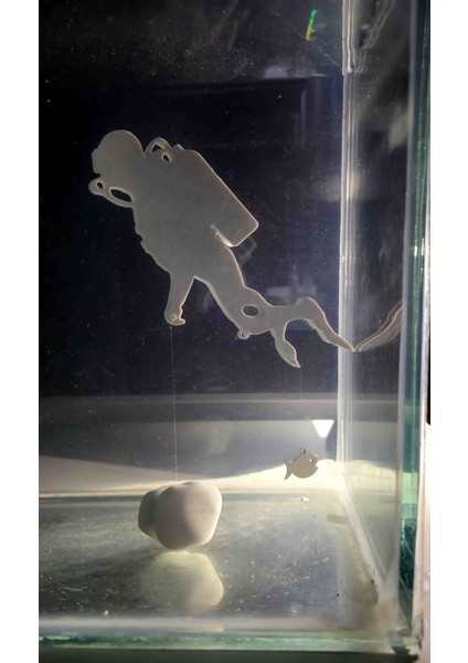 Dalgıç Pla Tasarım 10 cm Akvaryum Dekoru 2 Adet ( Mini Balık Hediyeli 1 Adet )