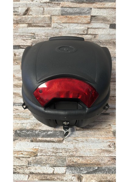 32 Litre Kask Çantası ( Bağlantılar Dahil)