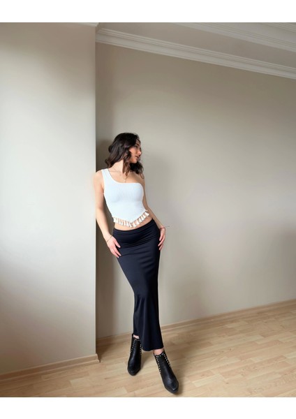 Beyaz Püskül Detay Bluz modelleri