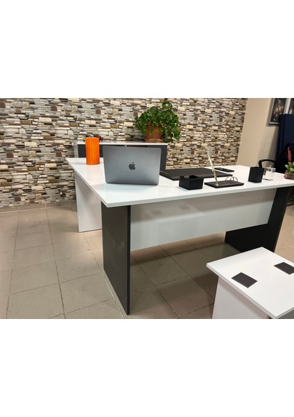 Venedik5 Ofis Masa Takımı - Büromobilyaları