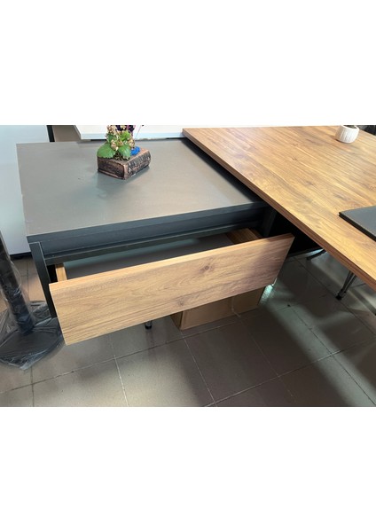 Male3 Ofis Mobilyaları - Büro Mobilyası Koltuklar Hariç modelleri