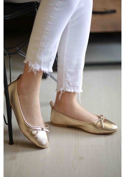 Kitty Deri Gold Cilt Fiyonk Detaylı Günlük Kadın Babet fiyatları