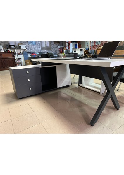 Eagle5 Ofis Mobilyaları - Büro Mobilyası Koltuklar Dahil modelleri