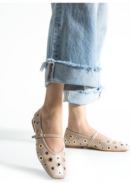 Kadın Bej Gilded Grace Halka Detaylı Babet