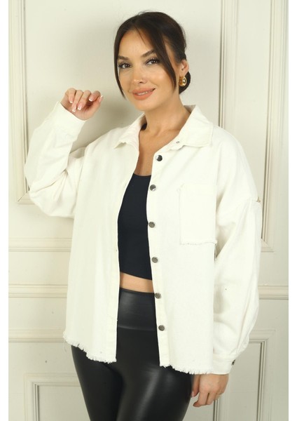 Kadın Arkası Etnik Şeritli Püsküllü Önü Metal Düğmeli Tek Cepli Gömlek modelleri