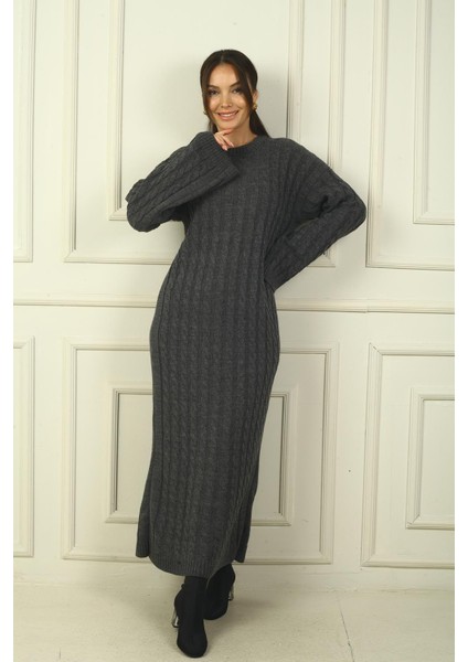 Kadın Saç Örgülü Rahat Kalıp Akrilik Uzun Elbise fiyatları
