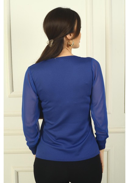 Kadın V Yaka Yarısı Şeritli Kolları Şifon Kazak fırsatları