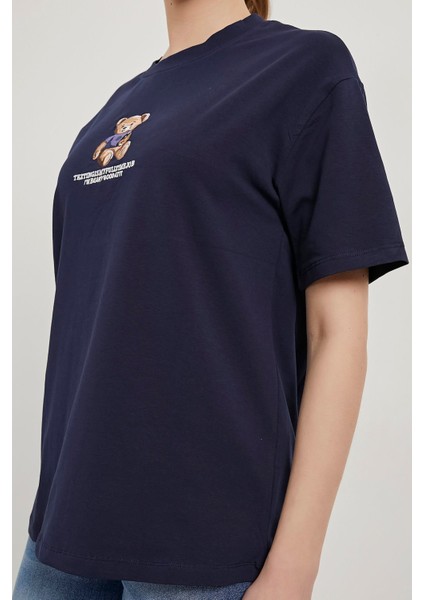 Armalıfe 6201 Ayıcık Nakışlı Bisiklet Yaka Rahat Kalıp Kadın T-Shırt fırsatları