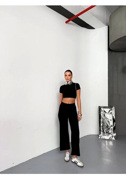 Osy Modal Yumuşak Dokulu Kumaş Kısa Kollu Crop Alt Ispanyol Paça Pantalon Ikili Takım - Siyah