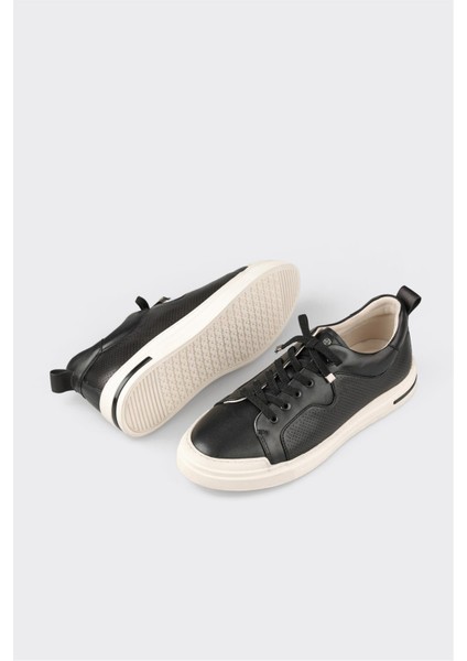 Siyah Deri Erkek Spor Ayakkabı modelleri