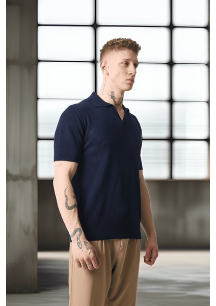 Örme Desenli Viskon Polo Yaka Triko Erkek T-Shirt - Lacivert