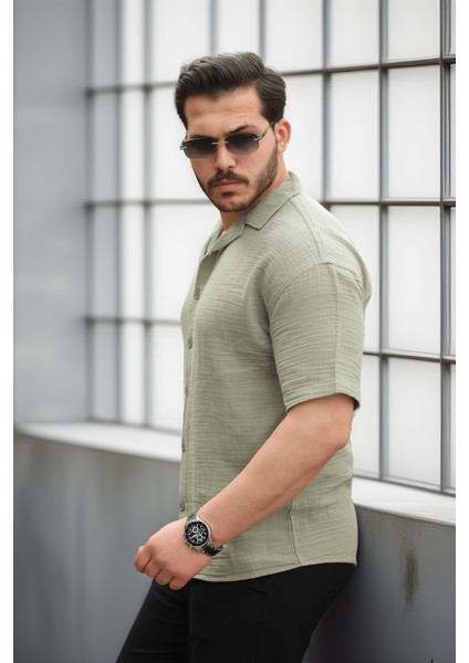 Yarım Oversize Apaş Yaka Kısa Kol Müslin Kumaş Erkek Gömlek - Haki modelleri