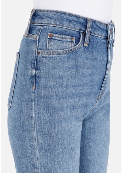Regular Fit Orta Bel Bootcut Kadın Yeşil Jean Pantolon indirimleri