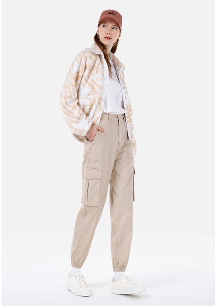 Regular Fit Yüksel Bel Dar Paça Kadın Bej Pantolon modelleri